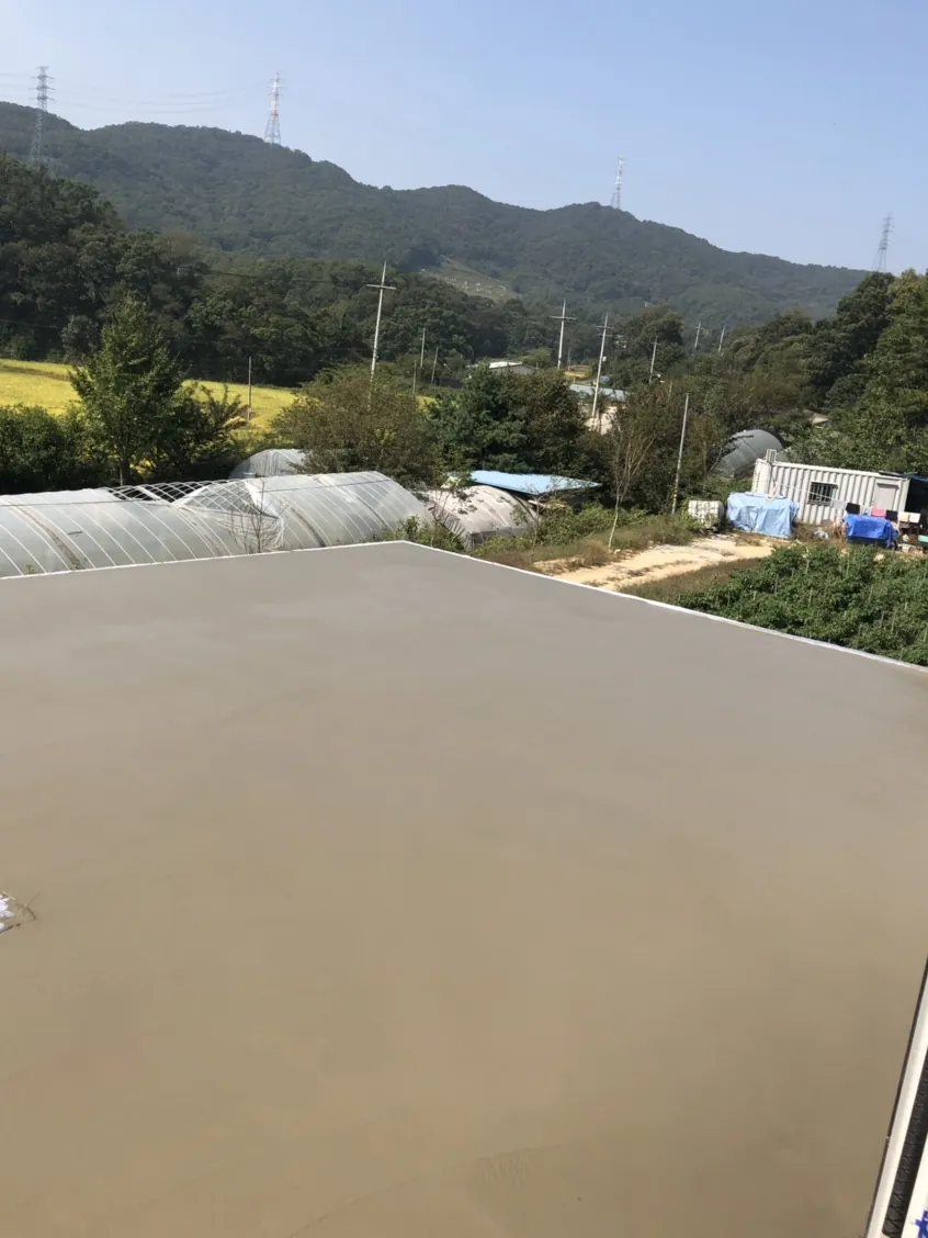경기 양주시 광적면 미장·콘크리트 넓게 펼친 테라스 몰탈